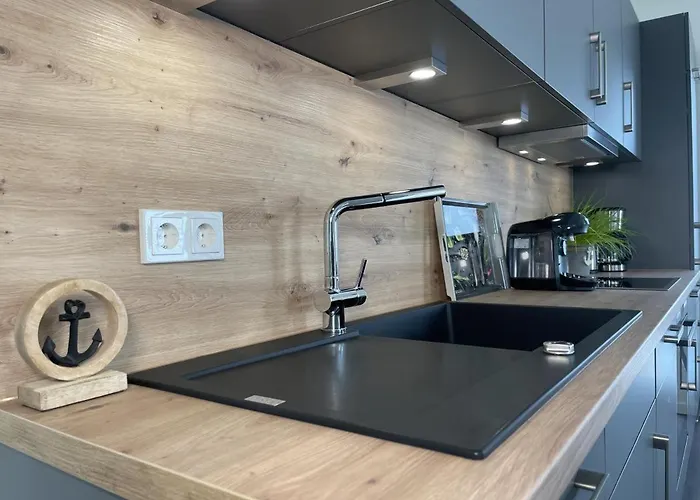 Am Kutterhafen 17 - Hafenglueck * Fedderwardersiel